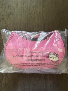 Pink Hello Kitty Shoulder Bag with Heart Detail